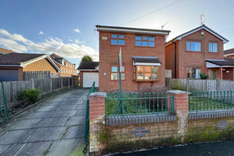 3 Bedroom Detached House For Sale