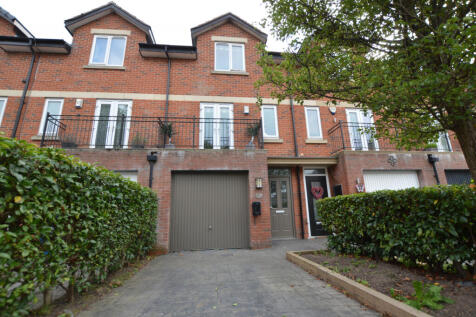3 Bedroom Town House for Sale
