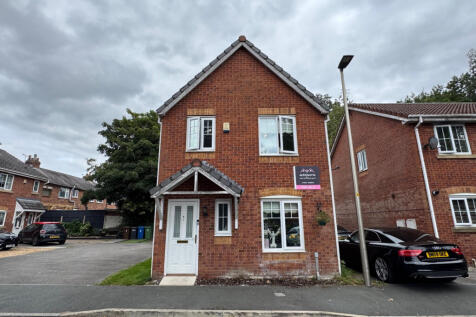 THREE BEDROOM DETACHED HOUSE