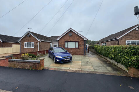 2 bed bungalow for sale St. Davids Crescent, Aspu