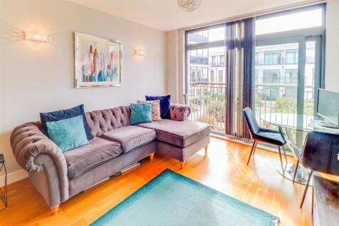 Property Image 4