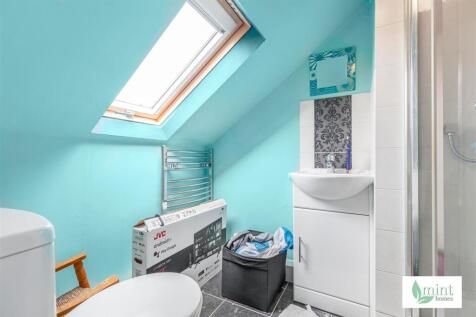 15__Engliff_Lane__Pyrford__Woking__Surrey__GU22_8S