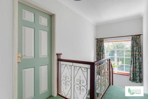 Mint_-_Amberley_Close-14.jpg