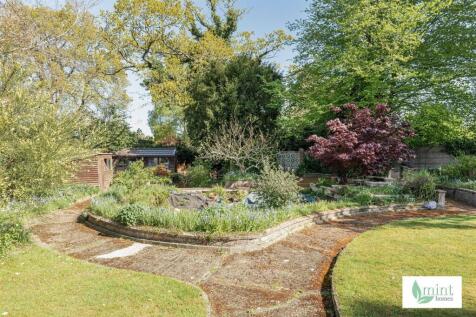 Mint_-_Amberley_Close-34.jpg