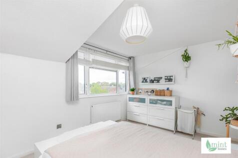 36_Windsor_Crt_Rd14.jpg