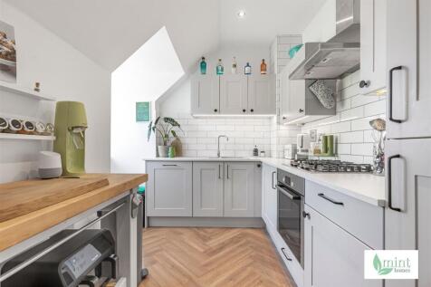 Mint_homes-7_littleton_place-tw17__9_.JPG