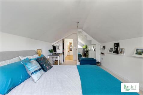 Mint_homes-7_littleton_place-tw17__4_.JPG
