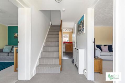 Mint_homes-10_edward_li_avenue-kt14__1_.JPG