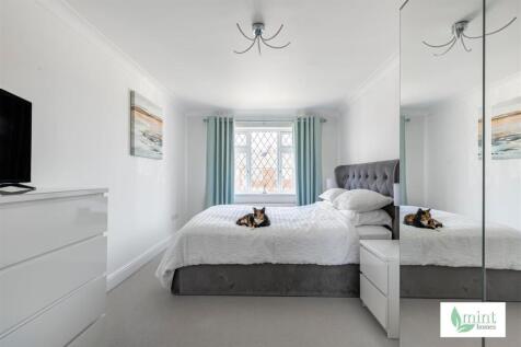 Mint_homes-10_edward_li_avenue-kt14__2_.JPG