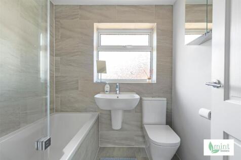 Mint_homes-10_edward_li_avenue-kt14__5_.JPG