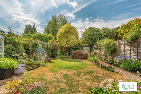 Mint_homes-26_brighton_road-kt15__20_.JPG