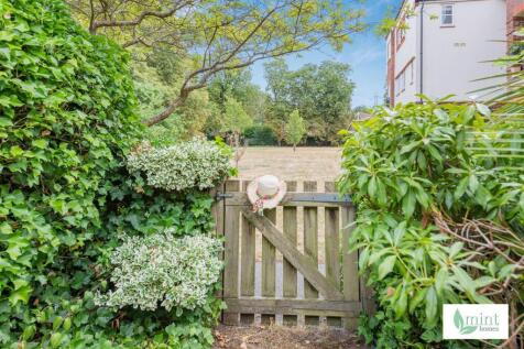 mint_homes_45_st_martin_mews__8_.jpg