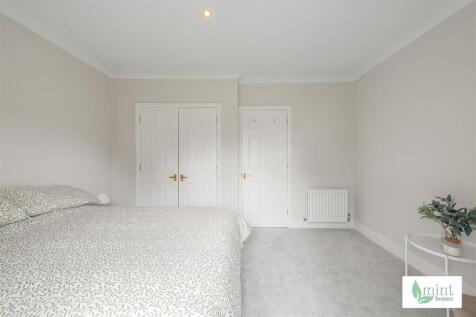 mint_homes_45_st_martin_mews__21_.JPG