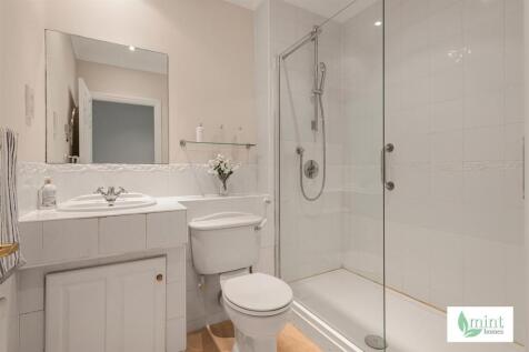 mint_homes_45_st_martin_mews__23_.JPG