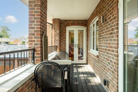 3 Oakfield House-29.jpg