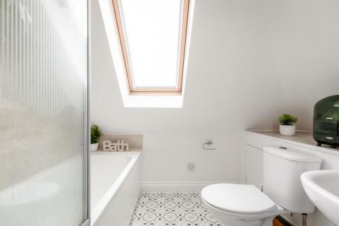37B Old Woking Road-13.jpg
