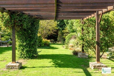 Watermark - 70 Bousley Rise-51.jpg