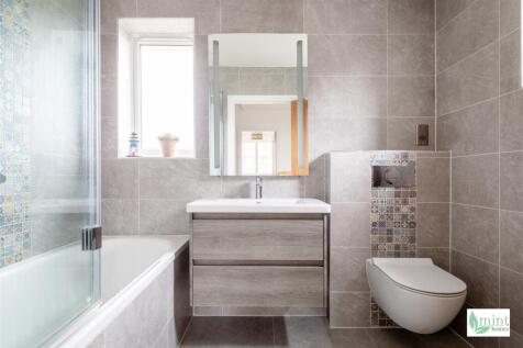 Watermark - 24 Manor Drive-10.jpg