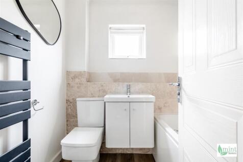 Watermark - 24 Guernsey Close-9.jpg