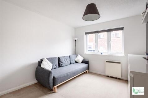 Watermark - 16 Foundry Mews-3.jpg