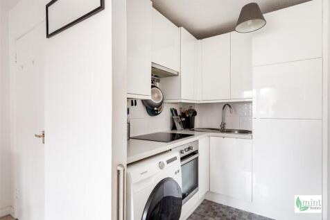 Watermark - 16 Foundry Mews-7.jpg