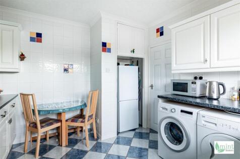 Watermark - Camphill Court-14.jpg