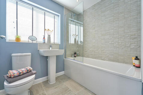Linden - Albany Park - Phase 2 - Primrose (Hazel) Bathroom