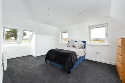 246389_ZIAmRealEstate0003512741_IMG_23_0000