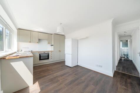 Kitchen Dining Area