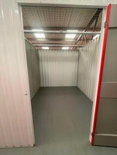 Front 85sqft