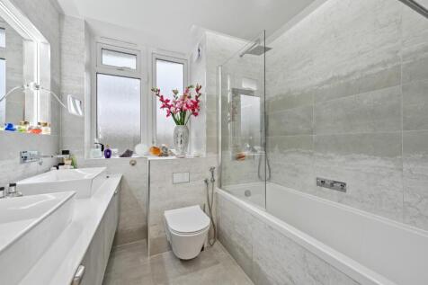 TEC - 55 Dobson Close - Bathroom3 (1).jpg