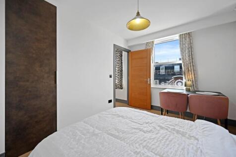 RCTEC- flat 15 killburn high road- bedroom 6 (1).j