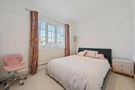 TEC - 12 St Georges Road - BedroomA3 (1).jpg
