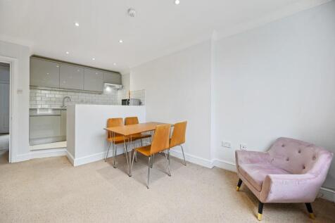 BCTEC - Flat 2, 57a Abbey Road - Dinning Reception