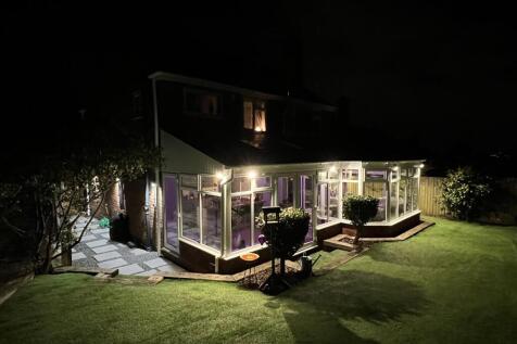 Garden Night