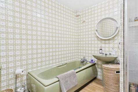 Ground Floor Bathroom