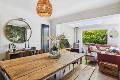 Dining/Sitting Room