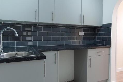 Flat 2 Kitchen