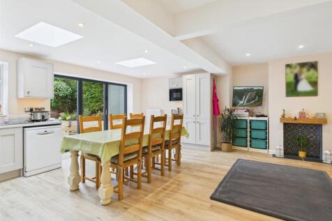 Dining Kitchen/Family Room