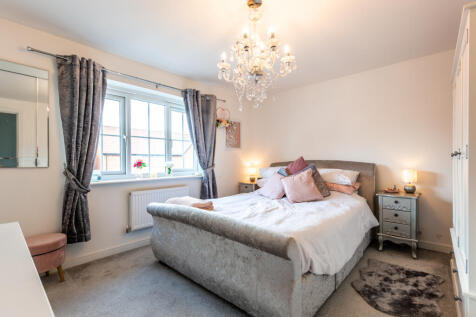 Robinson David Estate Agents 27 Cornflower Way Hig