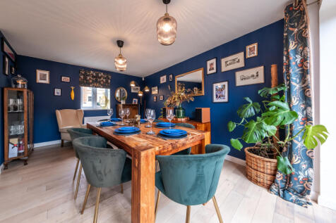 Kitchen/Dining (1)