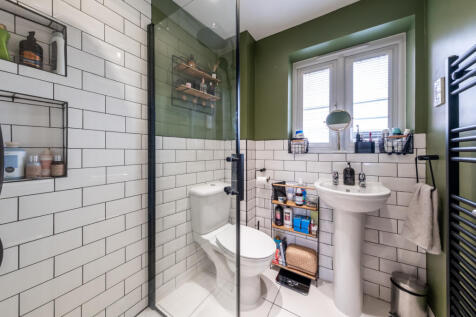 En-Suite (1)