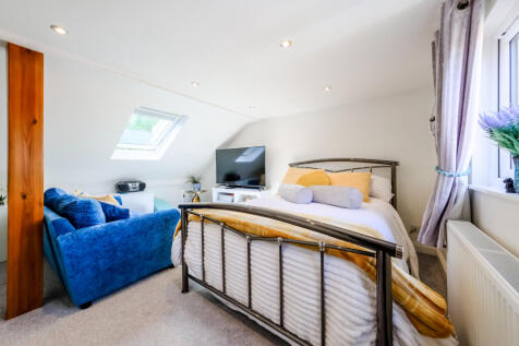 Bedroom 2 (5)