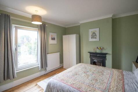 Bedroom 1.jpeg
