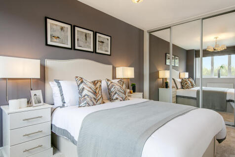 The Wilmington 4 bedroom home double bedroom with built in mirrored wardrobes