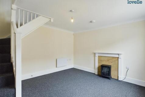 CAM01383G0-PR0206-STILL005.jpg