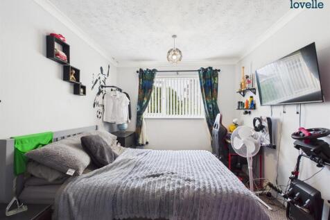 CAM01383G0-PR0386-STILL013.jpg