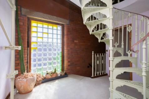 Property Image 38