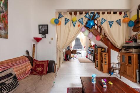 Property Image 4