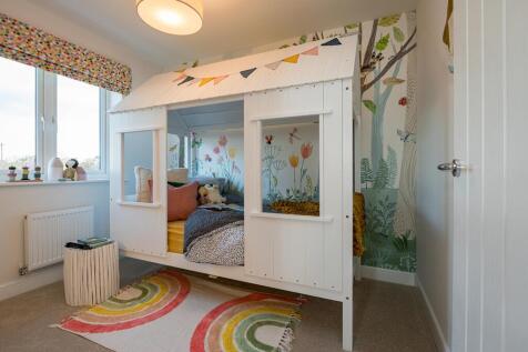Smaller bedroom ideal for children